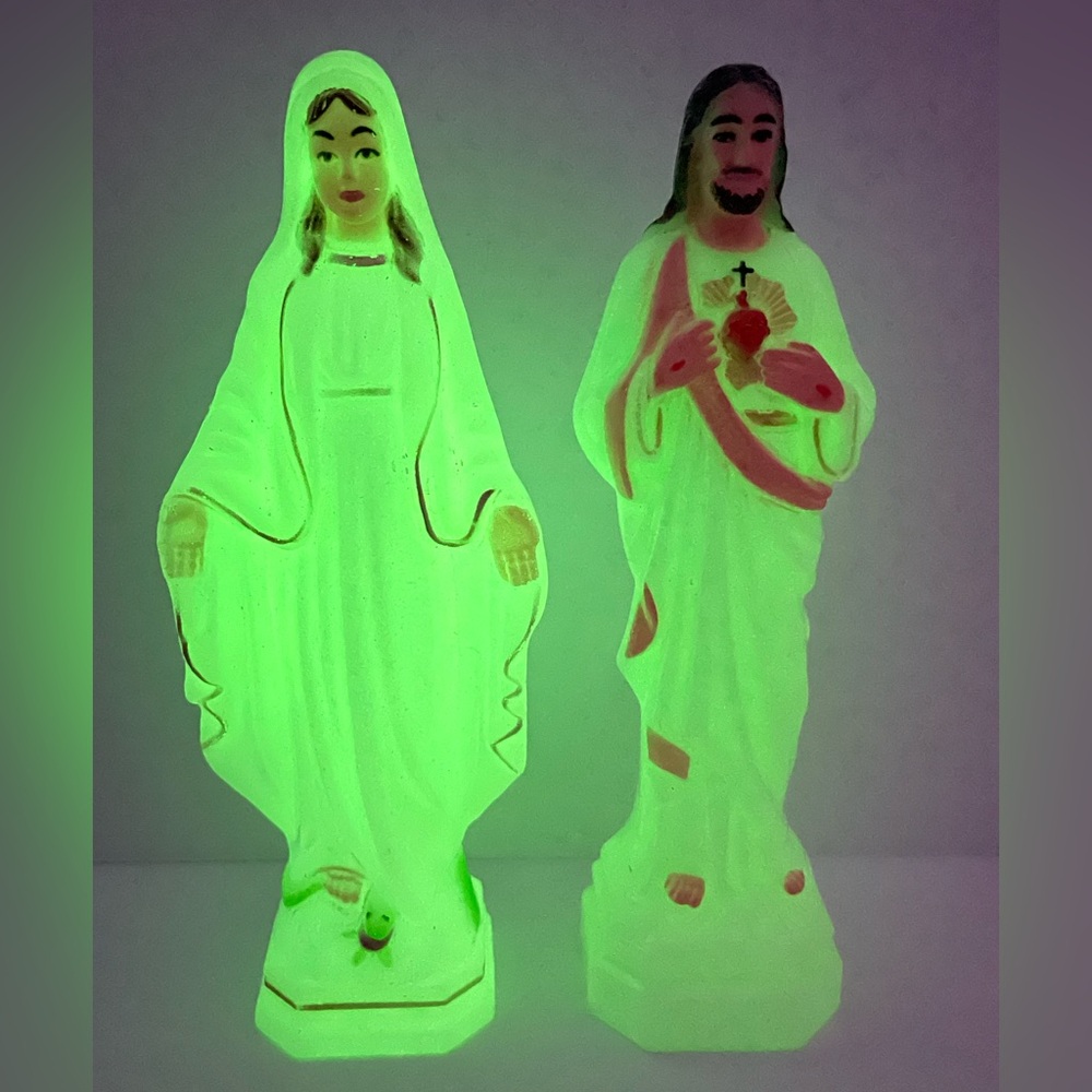 Glow in the dark Jesus and Mother Mary figurines set